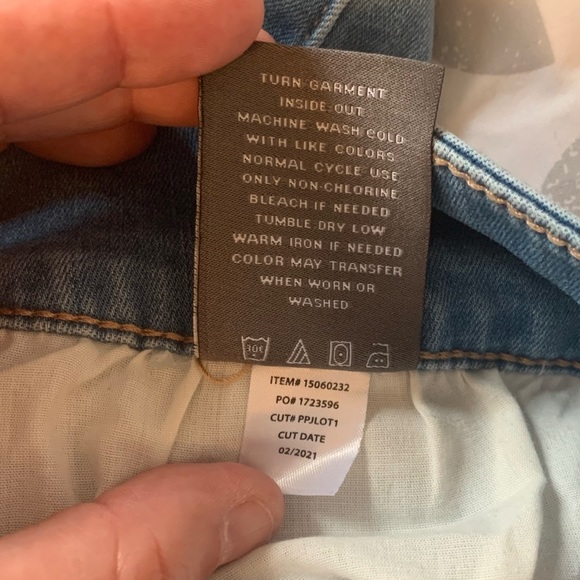 NEVER WORN Torrid 22 Crop Jegging - Super Soft Eco Light Wash - Picture 12 of 15